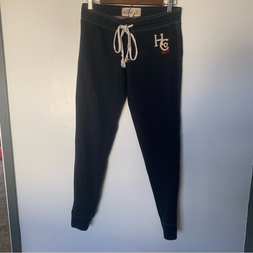 Vintage Y2K Hollister women’s Dark Blue Joggers with Logo